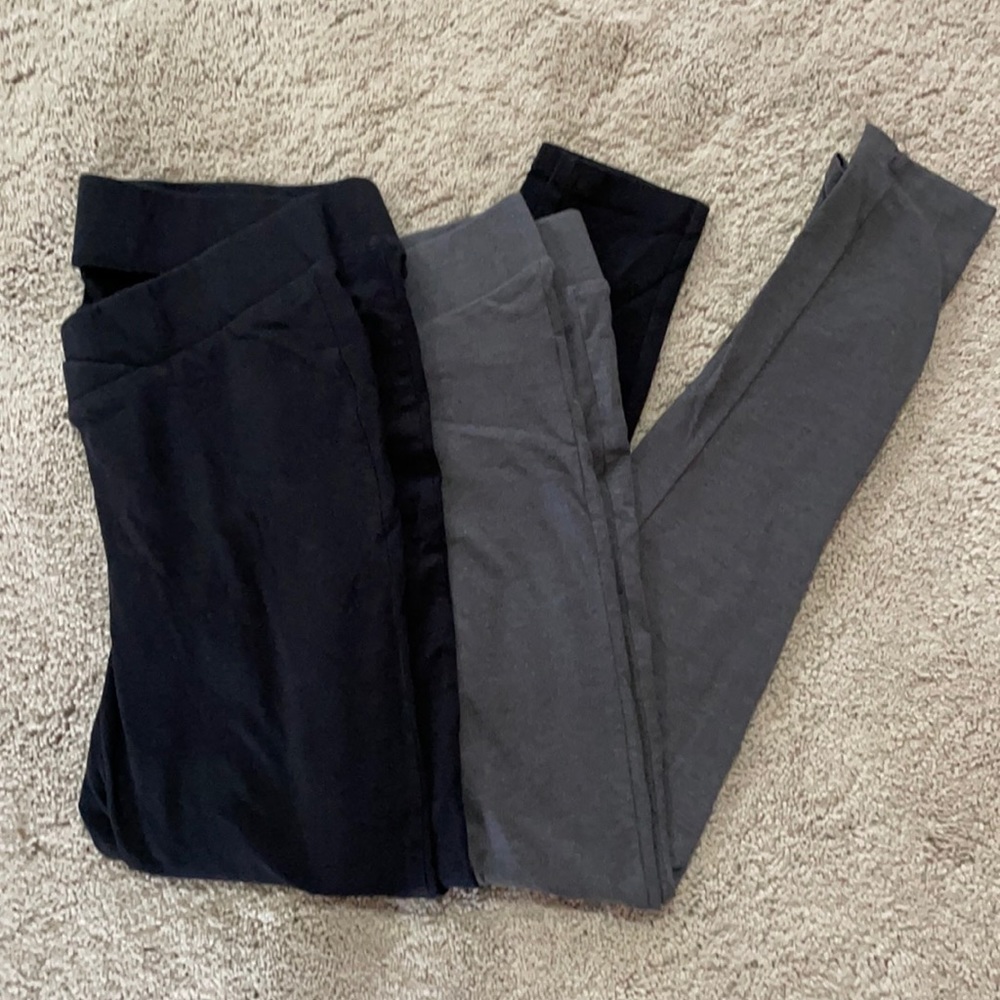 Motherhood Maternity Below the Bump Leggings